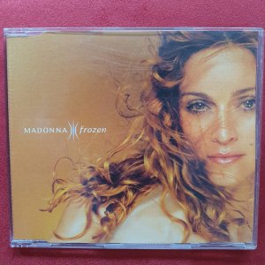 gebrauchter Tonträger – Madonna Sängerin – Frozen