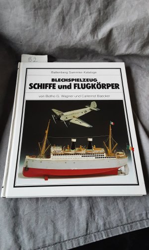 Schiffe und Flugkörper