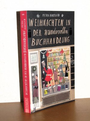 gebrauchtes Buch – Petra Hartlieb – Weihnachten in der wundervollen Buchhandlung - Erstauflage