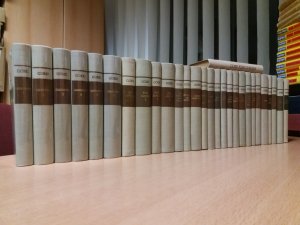 Gesammelte Werke. 28 Bände Maxim Gorki: Erzählungen, Romane, Dramen, Briefe, Autobiographische Schriften komplett. Hier in fingierter Bandzählung: Band […]