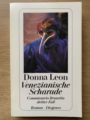 gebrauchtes Buch – Donna Leon – Venezianische Scharade - Commissario Brunettis dritter Fall