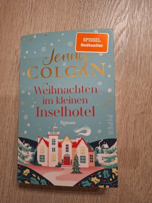 gebrauchtes Buch – Jenny Colgan – Weihnachten im kleinen Inselhotel - Roman *NEU*