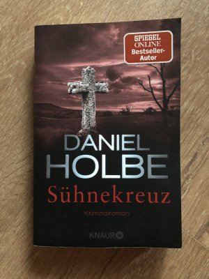 gebrauchtes Buch – Holbe, Daniel; Tomasson – Sühnekreuz