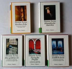 gebrauchtes Buch – Donna Leon – 5 Bücher / 5 Kriminalromane von Donna Leon * Commissario Brunetti * Reiches Erbe + Tierische Profite + Das goldene Ei + Endlich mein + Himmlische Juwelen * Sammlung Konvolut - gebundene Ausgaben - laminiert