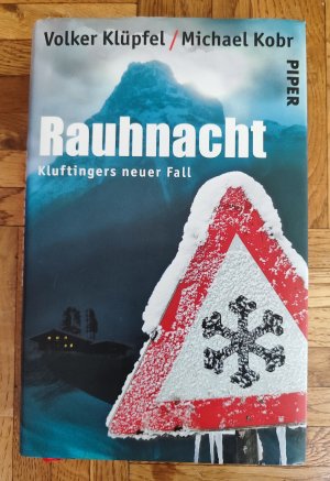 gebrauchtes Buch – Klüpfel, Volker; Kobr, Michael – Rauhnacht - Kluftingers neuer Fall