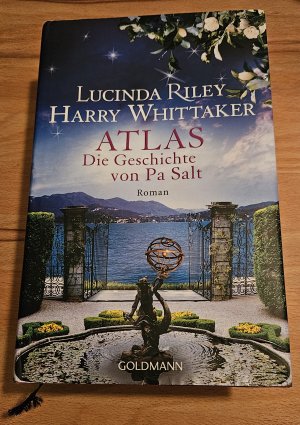 gebrauchtes Buch – Riley, Lucinda; Whittaker – Atlas - Die Geschichte von Pa Salt - Roman. - Das große Finale der "Sieben-Schwestern"-Reihe