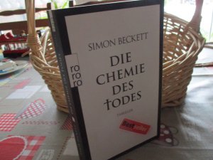 gebrauchtes Buch – Simon Beckett – Die Chemie des Todes - Band 1 -