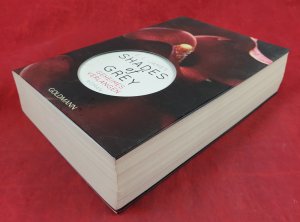 gebrauchtes Buch – James, E L – Fifty Shades of Grey - Geheimes Verlangen