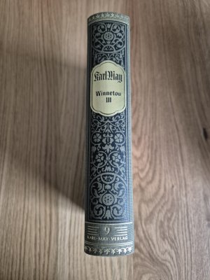 gebrauchtes Buch – Karl May – Winnetou. Dritter Band - Band 9 Reiseerzählung Abenteuer Klassiker aus dem originalen Karl-May-Verlag