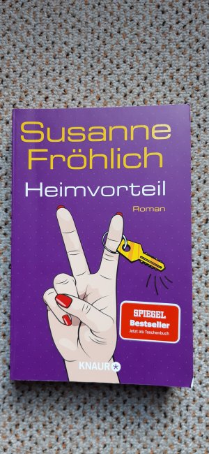 gebrauchtes Buch – Susanne Fröhlich – Heimvorteil - Roman | SPIEGEL Bestseller Jetzt als Taschenbuch