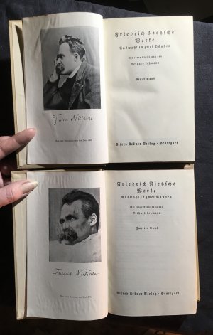 antiquarisches Buch – Friedrich Nietzsche – Nietzsche ausgewählte Werke in 2 Bänden Sammelband antiquarisch