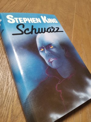 Schwarz