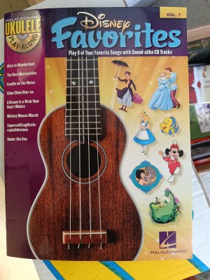 gebrauchtes Buch – Disney Favourites Ukulele Play Along Noten Vol7