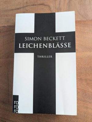 gebrauchtes Buch – Simon Beckett – Leichenblässe - signierte Ausgabe