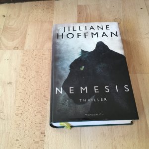 gebrauchtes Buch – Jilliane Hoffman – Nemesis    - SPIEGEL-BESTSELLER !! -