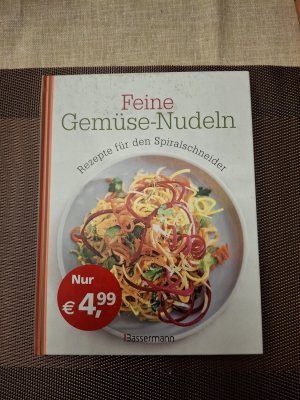 gebrauchtes Buch – Maren Caruso – Feine Gemüse-Nudeln - Rezepte für den Spiralschneider