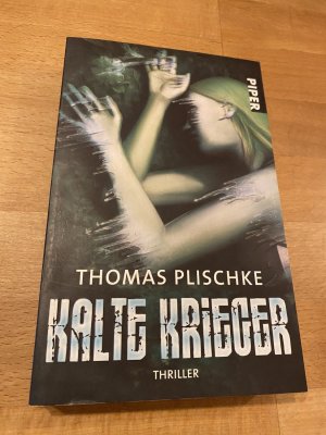 gebrauchtes Buch – Thomas Plischke – Kalte Krieger. *** m. Originalwidmung/ - co-signatur *** *** Erstauflage *** *** Rarität ***