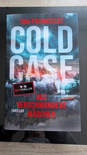 gebrauchtes Buch – Tina Frennstedt – Cold Case - Das verschwundene Mädchen