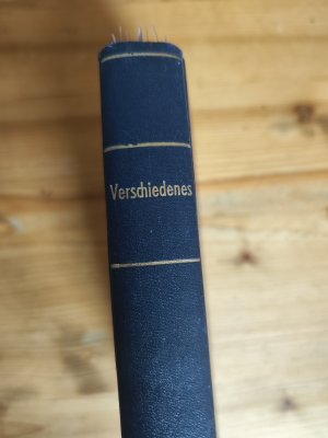 3 Zeitschriften:] Die Weltbühne. Wochenschrift für Politik, Kunst, Wirtschaft, 1926 - 1930 + Das Tagebuch, 1928 + Der Fackelreiter. Monatshefte für Freiheit […]