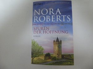 gebrauchtes Buch – Nora Roberts – Spuren der Hoffnung. Roman. TB