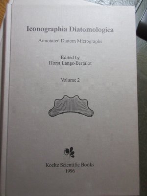 Iconographia Diatomologica. Annotated Diatom Micrographs - Volume 2