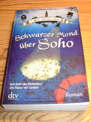 Schwarzer Mond über Soho