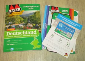 gebrauchtes Buch – ACSI Campingführer Deutschland 2025 - Inkl. Benelux-Dänemark-Österreich-Schweiz und ACSI CampingCard Ermässigungskarte