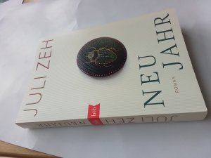 gebrauchtes Buch – Juli Zeh – Neujahr