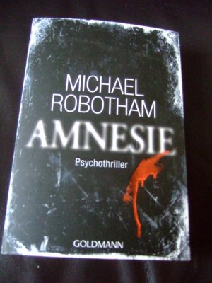 gebrauchtes Buch – Michael Robotham – Amnesie. Psychothriller. TB