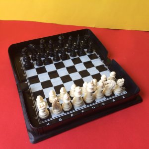 gebrauchtes Spiel – Reiseschachspiel Reise Schach Travel Chess magnetisch