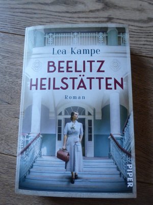 gebrauchtes Buch – Lea Kampe – Beelitz Heilstätten - Roman