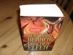 gebrauchtes Buch – Bernhard Hennen – Drachenelfen  Himmel in Flammen