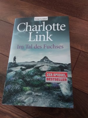 gebrauchtes Buch – Charlotte Link – Im Tal des Fuchses