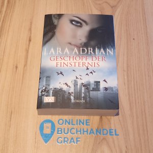 gebrauchtes Buch – Lara Adrian – Geschöpf der Finsternis