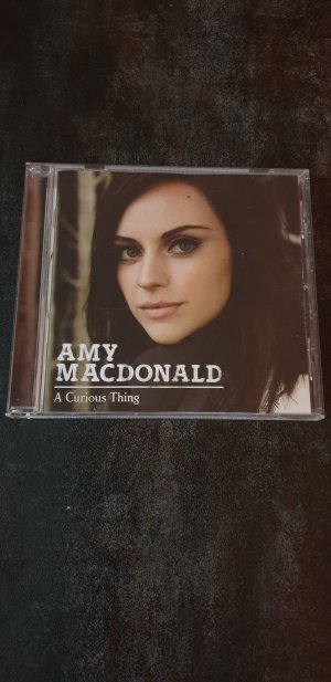 gebrauchter Tonträger – Amy Macdonald – A Curious Thing