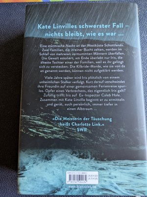 gebrauchtes Buch – Charlotte Link – Dunkles Wasser – Ein Kate-Linville-Thriller