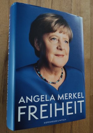 gebrauchtes Buch – Merkel, Angela und Beate Baumann – Freiheit: Erinnerungen 1954 - 2021