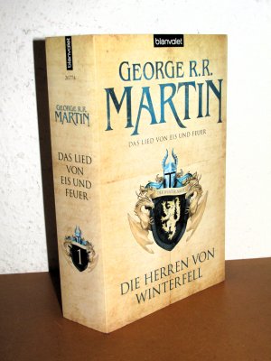 gebrauchtes Buch – George R.R – Das Lied von Eis und Feuer 01 – Die Herren von Winterfell - Der Einstieg in die größte Fantasy-Saga unserer Zeit in vollständig überarbeiteter Neuausgabe!