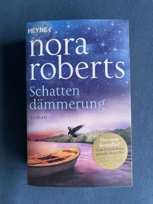 gebrauchtes Buch – Nora Roberts – Schattendämmerung – Roman