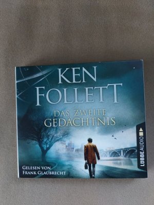 gebrauchtes Hörbuch – Ken Follett – Das zweite Gedächtnis – Roman. Ken Folletts atemberaubender Thriller über die Pioniertage der amerikanischen Raumfahrt.