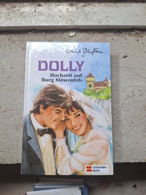 gebrauchtes Buch – Enid Blyton – Dolly: 11., Hochzeit auf Burg Möwenfels