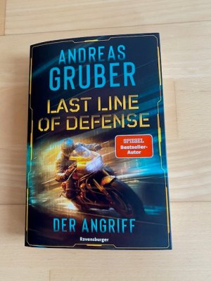 gebrauchtes Buch – Andreas Gruber – Last Line of Defense, Band 1 - Der Angriff