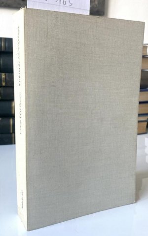 Strukturale Anthropologie. Übers. von H. Naumann. Mit mehreren Abbildungen im Text und auf Tafeln.