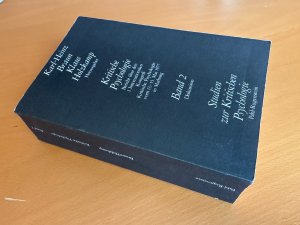Bildtext: Bericht über den I. [Ersten] Kongress Kritische Psychologie in Marburg: Band 2., Diskussion von herausgegeben im Auftr. d. Bundes Demokrat. Wissenschaftler u.d. Allg. Studentenausschusses Marburg von Klaus Holzkamp und Karl-Heinz Braun