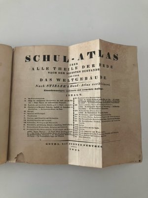 Schul-Atlas über alle Theile der Erde ...