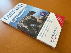 Bildtext: Sardinien (Merian live): Porto Cervo - Mondäner Treffpunkt an der smaragdgrünen Costa Smeralda. Chia - Baden am schönsten Strand von Friederike von Bülow