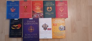 Highland Outlander Saga 1-9 komplett - Feuer und Stein - Ferne Ufer - Die geliehene - Das Flammende Kreuz - Ein Hauch von Schnee und Asche - Echo der […]