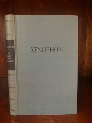 Die Sokratischen Schriften. Memorabilien, Symposion, Oikonomikos, Apologie. Übertragen und herausgegeben von Ernst Bux.
