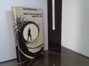 antiquarisches Buch – Fleming , Ian – 007 James Bond jagt Dr. No. Ian Fleming. [Einzig berecht. Übers. aus d. Engl. von Dieter Heuler]