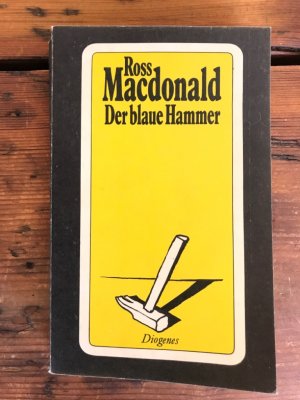 Der blaue Hammer: Roman; Aus dem Amerikanischen von Peter Naujack